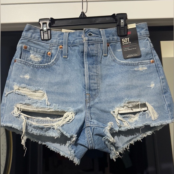 Levi 501 short - Picture 3 of 4